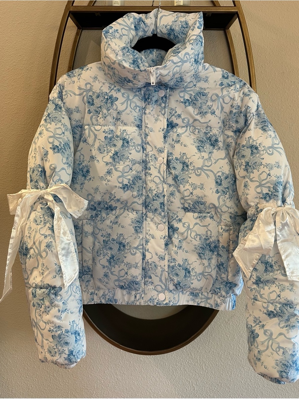 Madden Girl Blue & White Floral Puffer Jacket